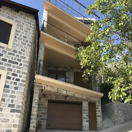 Villa Ladera Lapcici *